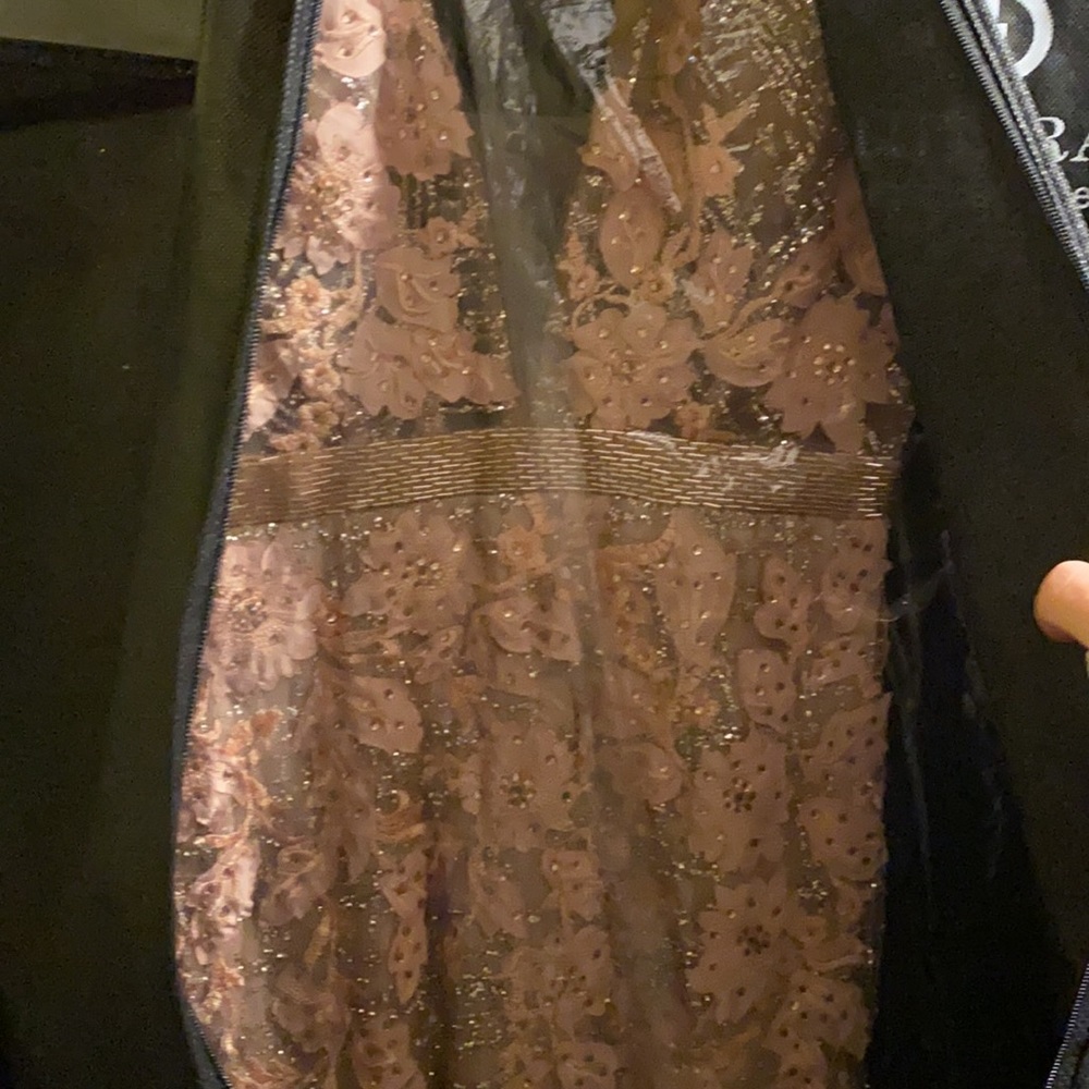 Wore It Once! Great And Perfect Condition. Good F… - image 4